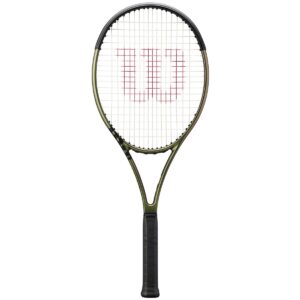 Wilson Blade 104 v8 Tennis Racquet